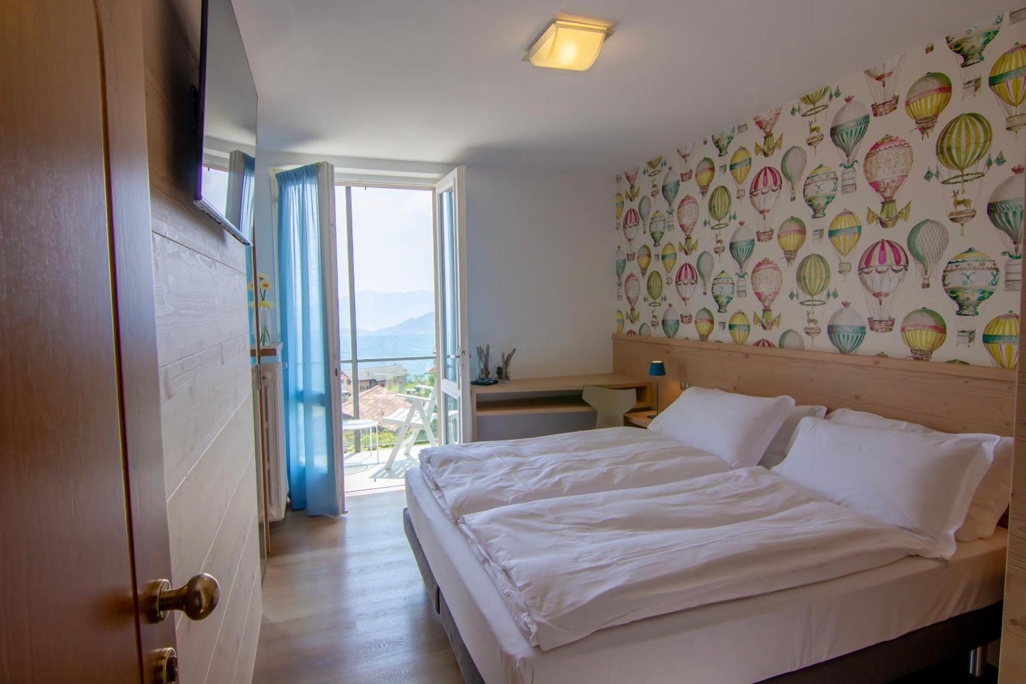 Hotel Miralago Bossico Стая снимка