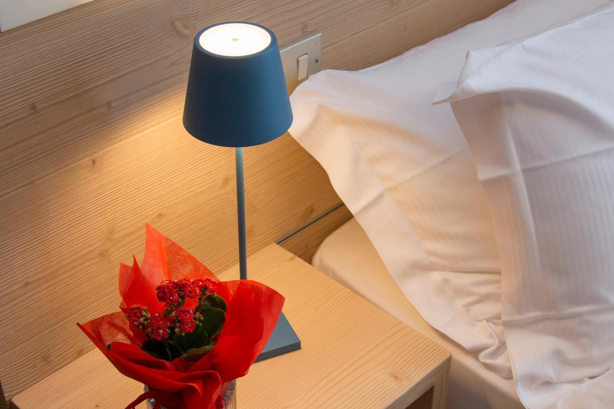 Hotel Miralago Bossico Стая снимка